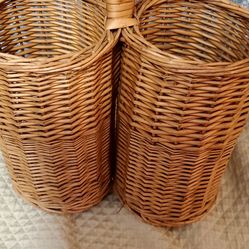 Wicker Wine Holder