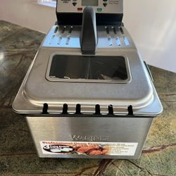 Waring Pro DF280 Deep Fryer – Great Condition