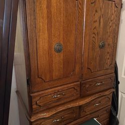 Talk Oak Wardrobe Cabinet
