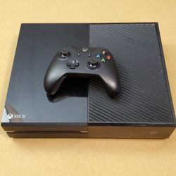 Xbox One Console, Power Cord And Controller