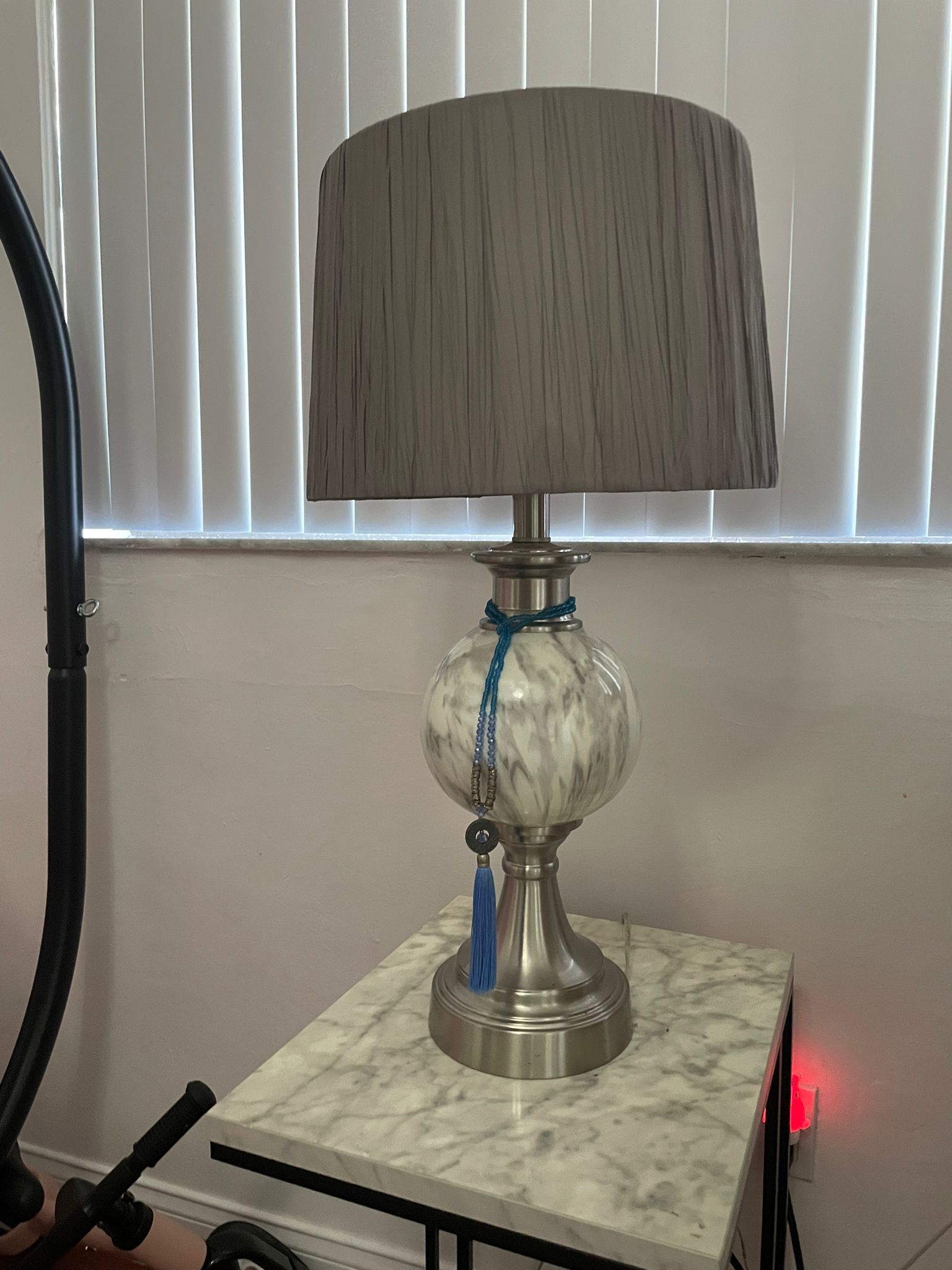 White Marbled End Table W. Matching Lamp