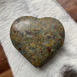 Jasper heart stone