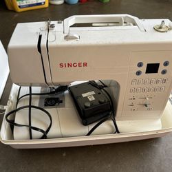 Singer Sewing Machine 7468 Automatic Electric Sewing Machine