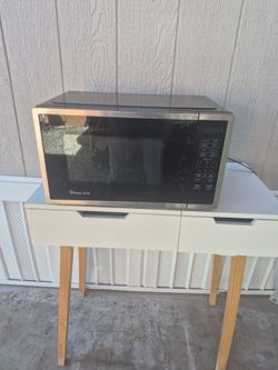 Magic chef microwave
