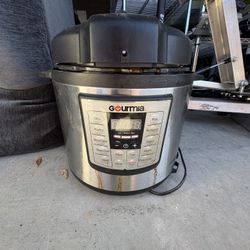 Gourmia Multi-Cooker - great condition - $25 OBO