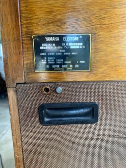 Yamaha Electone E-5 with Leslie