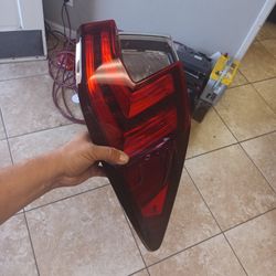 20 Lexus Rx350 Right Tail Light