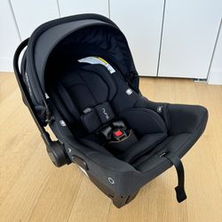 PIPA URBN INFANT CAR SEAT TRAVEL SYSTEM