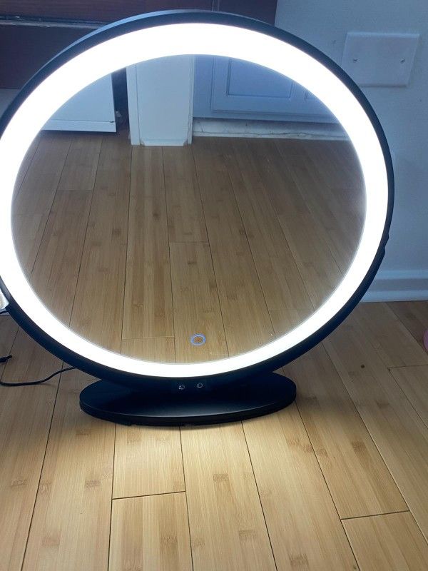 Vanity Mirror With Touch Screen