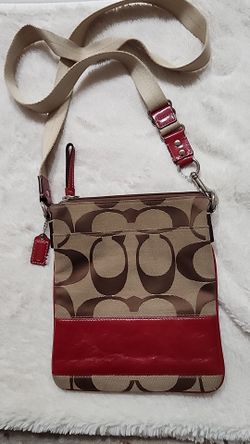 AUTHENTIC COACH SIGNATURE CROSSBODY BAG