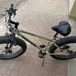Mongoose Malus 26” Fat Tire Mountain Bike