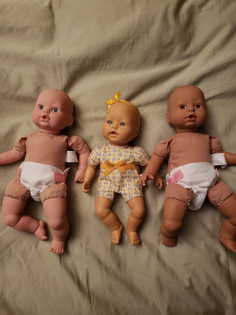 3 baby dolls-like new