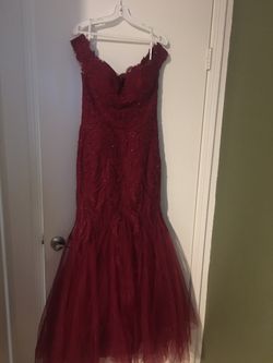 Mermaid cut maxi dress / gown