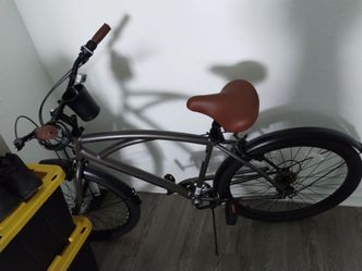 Kent Bike for Sale Needs rear derailleur repair