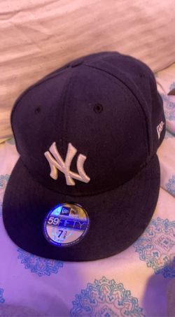 Yankees Fitted Hat Size 7 3/8
