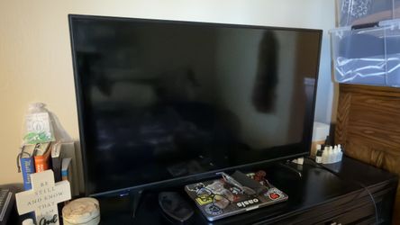 TOSHIBA TV 42inch (rarely used) NEGOTIABLE PRICE!