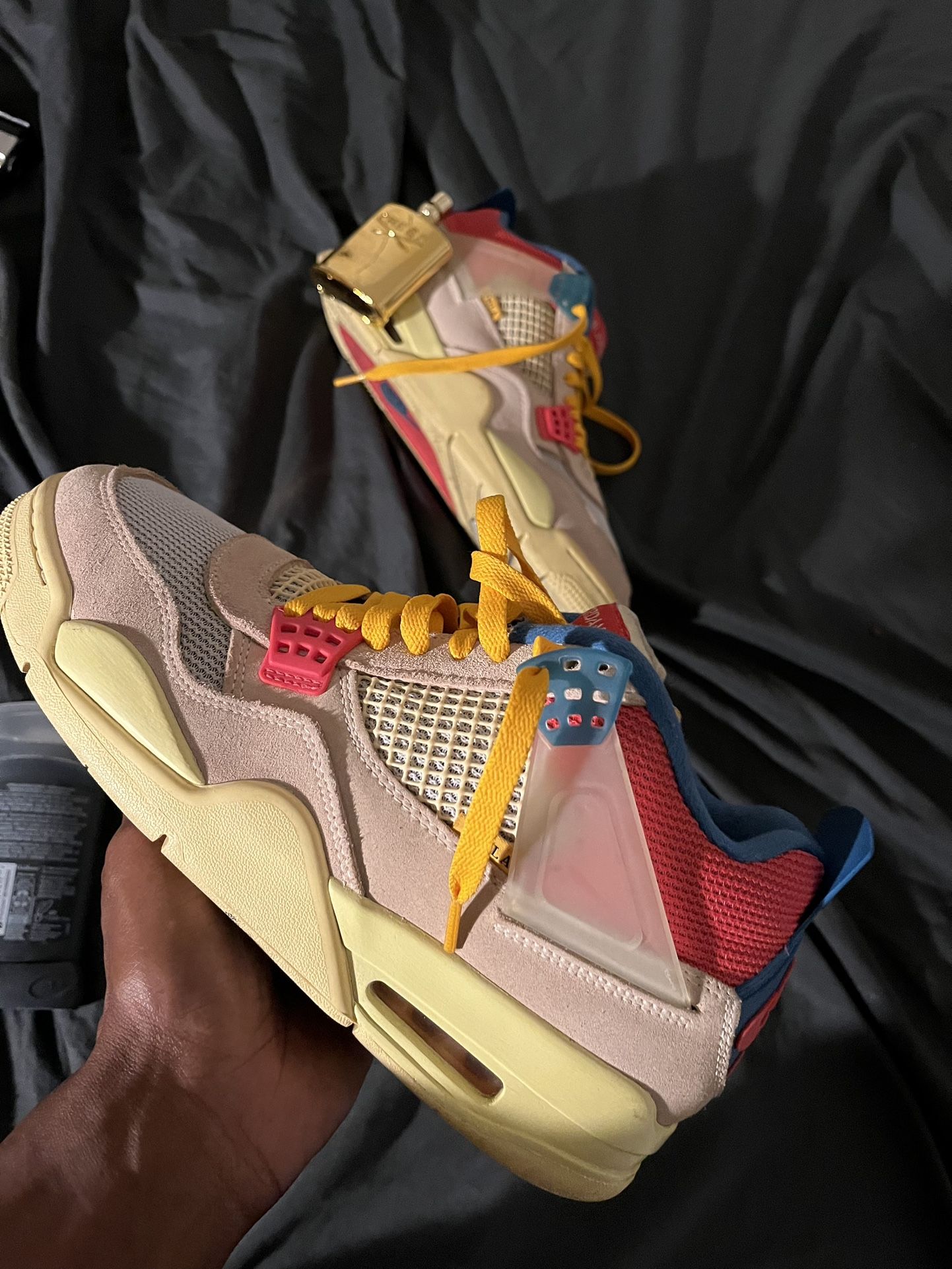 Jordan Union 4s La Guava