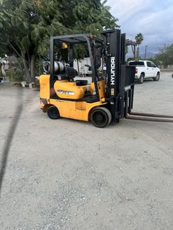 Hyundai Forklift 