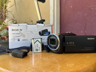 Sony Handycam HDR-CX405 Camcorder - Black