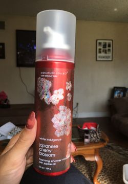 Bath and body foaming shower mousse