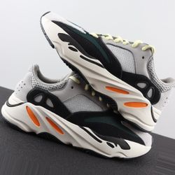 Adidas Yeezy Boost 700 Wav Runner Solid Gre