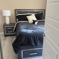Queen Size Bed With Nightstand And Dresser