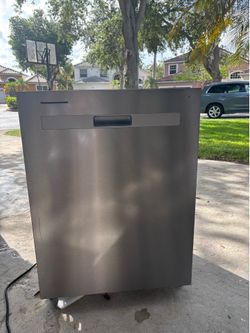 Whirlpool stainless steel dishwasher