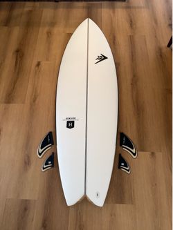 FireWire Seaside 5’8” and fin set BRAND NEW