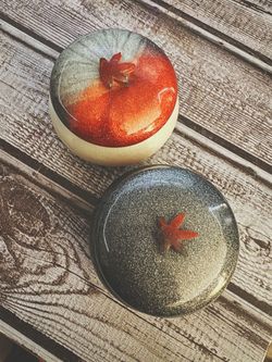 Small Resin Leaf Container