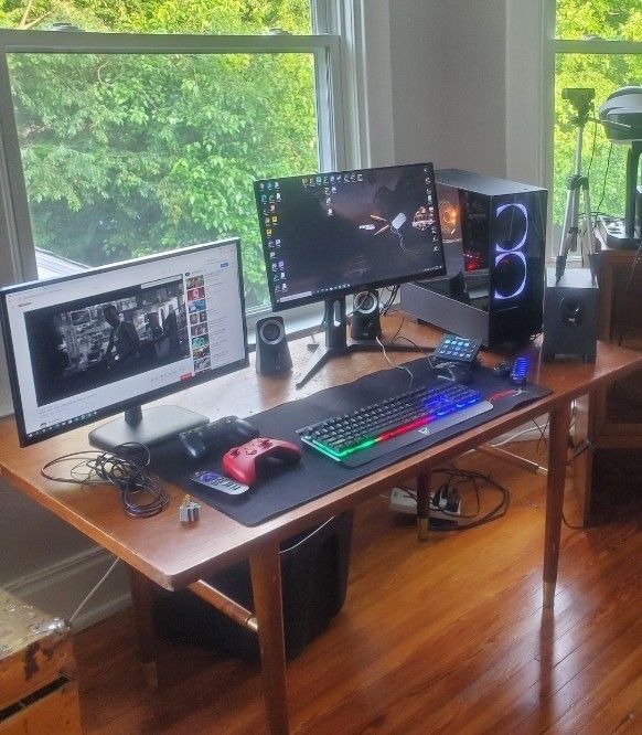 Custom Built Gamin PC.