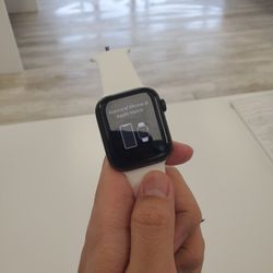 Apple Watch SE 1st Gen - 90 Days Warranty - Payments Available With $1 Down 