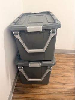 Sterilite 40 Gal Wheeled Industrial Storage Bin