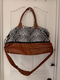 Travel Duffel Bag **LIKE NEW**