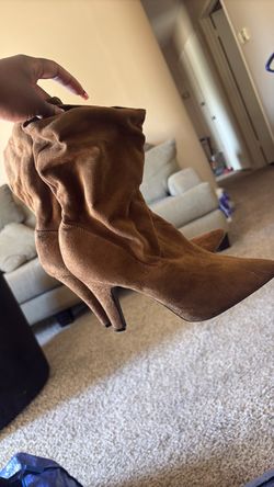 Brown slouchy boots