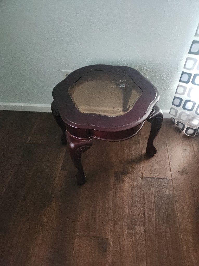 2 Antique Coffee Table