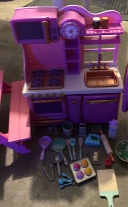 American girl  Pink Toy kitchen  with Food Accessories