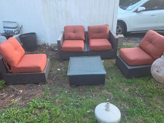 Beautiful outdoor lounge set.. the price is firm