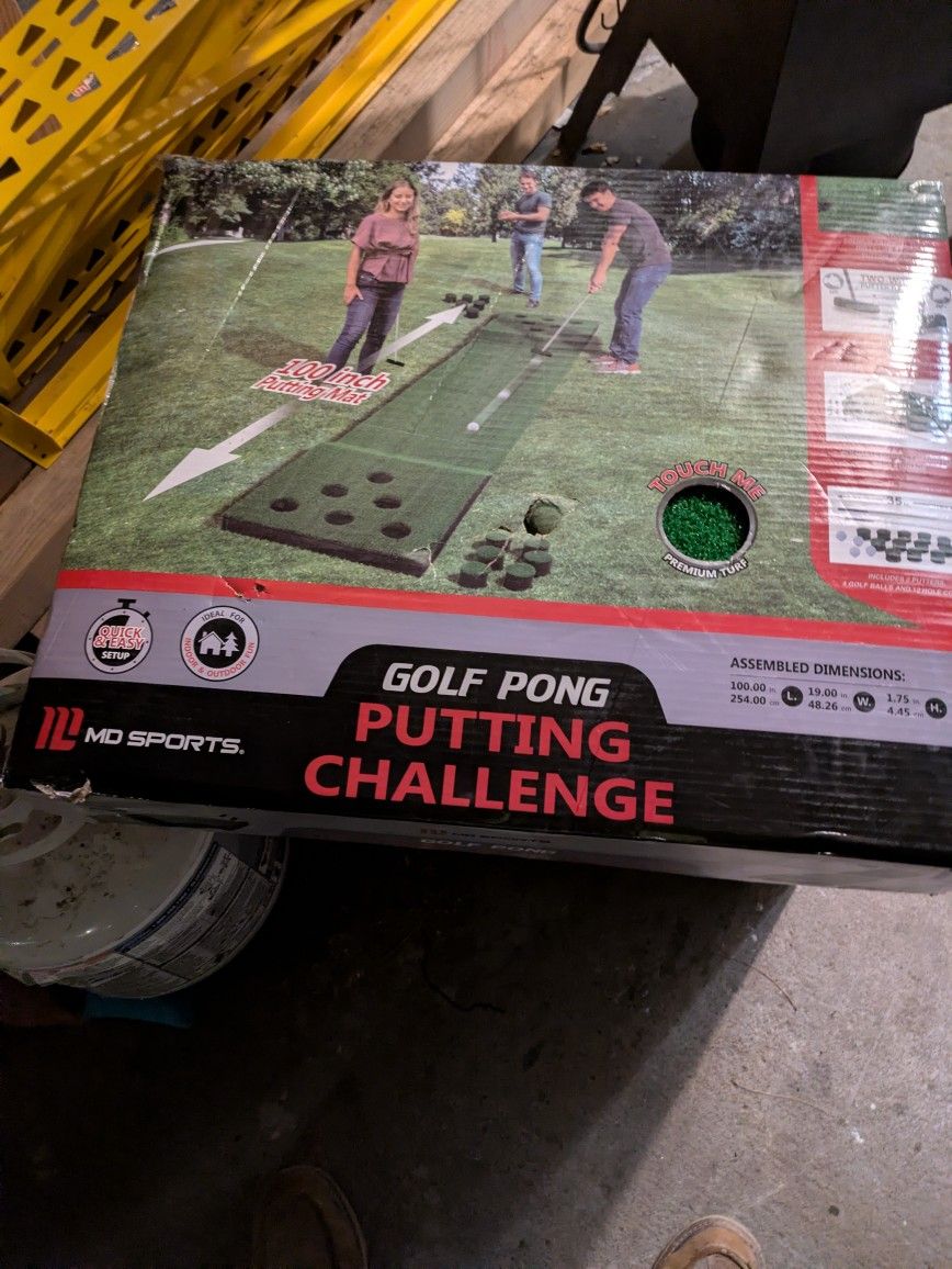Brand New Never Opened Golf Pong