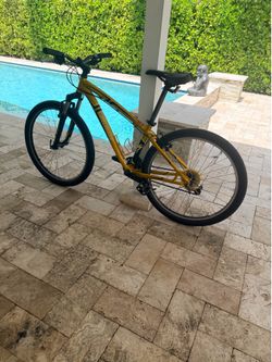 Specialized Mountain Bike