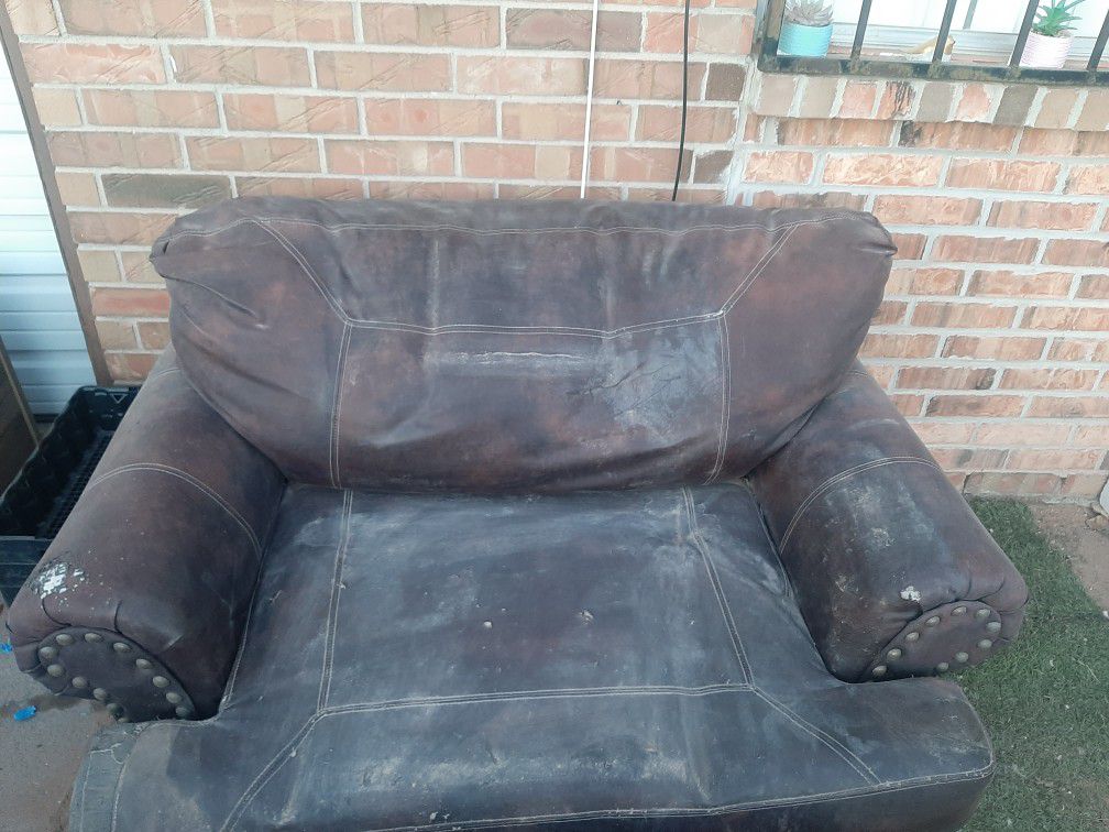 Free Extra Large Sofa Chair