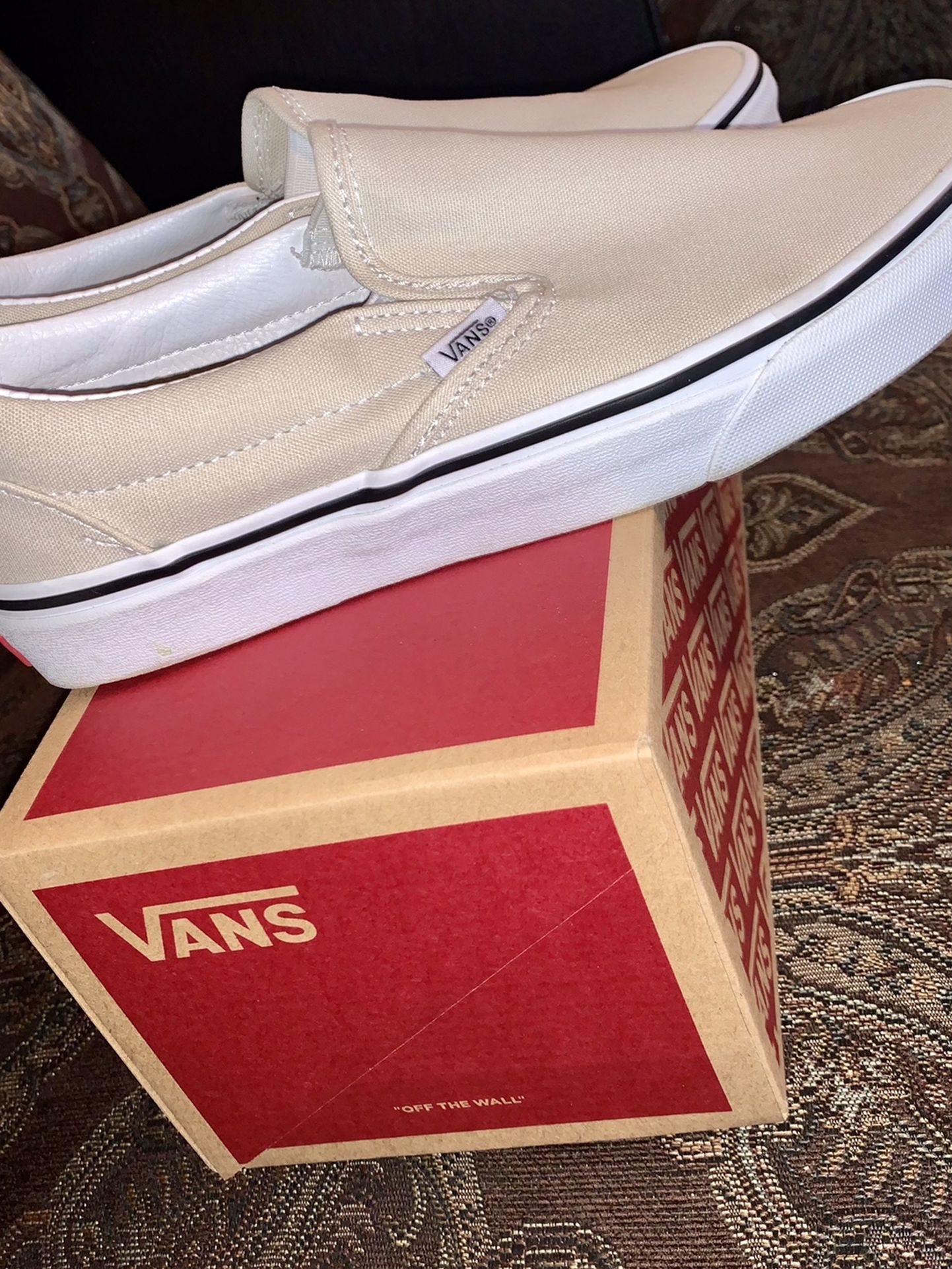 Slip On Vans - Birch/True White