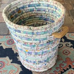 Fabric Basket Wood Handles 
