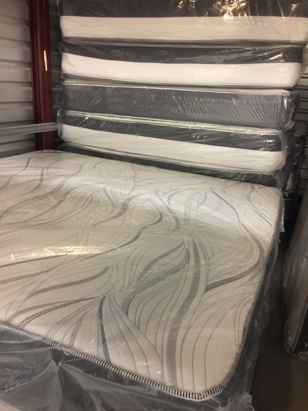 Mattress and box springs free delivery {contact info removed}