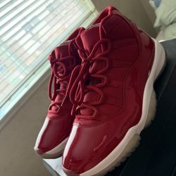 Jordan 11’s (Size 10.5)