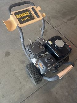 DeWalt 3400 PSI Gas Pressure Washer