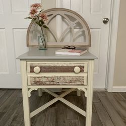 Shabby Chic Side Table