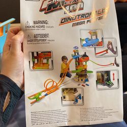 Maisto Dinotropolis Mega Playset Track