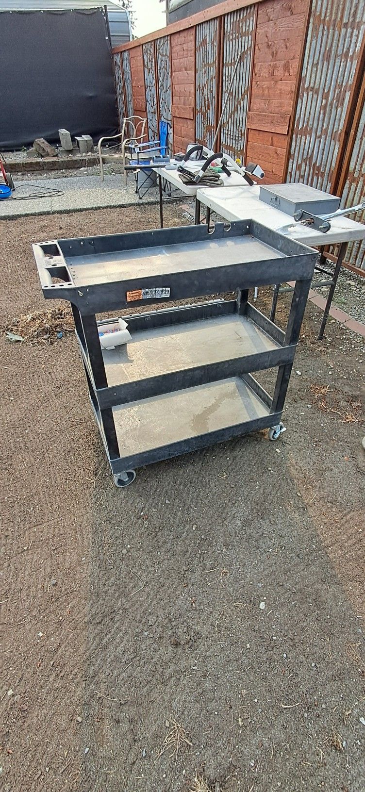 Plastic Three-tier Roll-around Cart