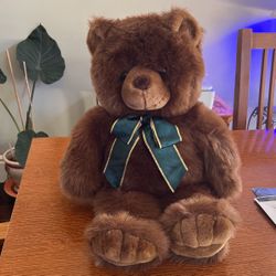 Vintage Teddy Bear In Like New Condition