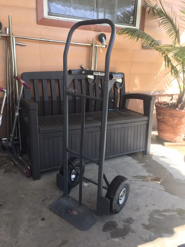 Milwaukee 800 Lb. Capacity 2in1 Convertible Hand Truck for Sale in